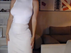 my buxom aunt shows her body on webcam