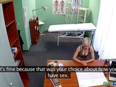 Amateur, Médecin, En levrette, Doigter, Branlette thaïlandaise, Léchez, Chatte, Uniforme