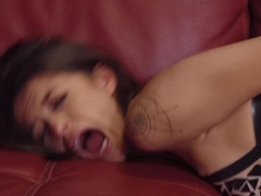 Любители, Спальня, Блондинки, Минет, Бондаж, Семяизвержение, Собачьи, Реалити