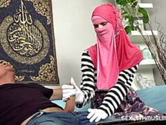 Arabisch, Grosser arsch, Blasen, Hundestellung, Handjob, Milf, Rasiert, Tätowierung