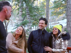 フェラチオ, 浮気者, クリトリス, 中出し, 指いじり, 開帳, 手コキする, スパンキング