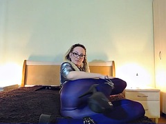Füsse, Weibliche domination, Fußfetisch, Absätze, Milf, Nylon, Strumpfhose, Pov