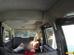 In den arsch, Arschlecken, Grosse titten, Blasen, Auto, Pov, Muschi, Titten
