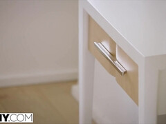 Arsch, Schwanz, Lecken, Lingerie, Reiten, Rasiert, Strümpfe, Titten