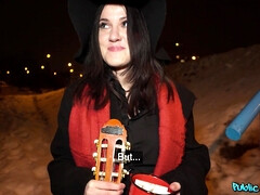 黒人, フェラチオ, 中出し, ヨーロピアン, 自然山雀, アウトドア, 公共, ストッキング