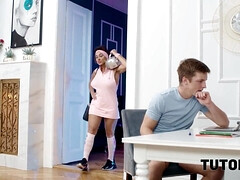 Amateur, Gros cul, Sucer une bite, En levrette, Hard, Maman, Chatte, Nénés