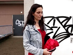 Kont, Pijpbeurt, Hondjeshouding, Duits, Moeder die ik wil neuken, Rijden, Spuiten, Kousen