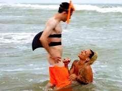 Plage, Sucer une bite, Faciale, De plein air, Adolescente