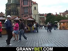 Grosse titten, Blasen, Braunhaarige, Geile alte tussi, Milf, Realität, Schreiend, Stiefmutter