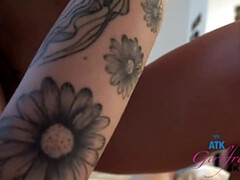 Sucer une bite, 2 femmes 1 homme, Branlette thaïlandaise, Branlette thaïlandaise, Pov, Adolescente, Plan cul à trois