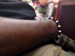 Spanish mature Dickflash Sin Boi
