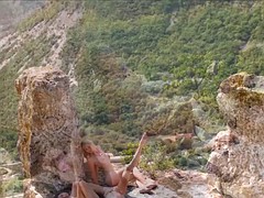 Nana, De plein air, Softcore, Plan cul à trois