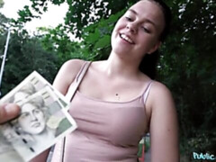 Culo, Mamada, Morena, Al aire libre, Pov, Público, Falda, Adolescente