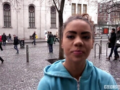 Mamada, Morena, Tetona, Checa, Tetas naturales, Pov, Público, Realidad