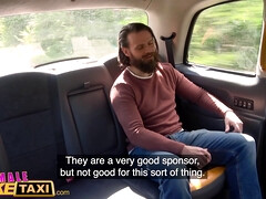 イギリス人, 車, 女, ハードコア, 淫乱熟女, 公共, 現実, オッパイの