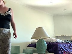 Schönheit, Vollbusig, Milf, Mutti, Zierlich, Muschi, Strümpfe, Netzkamera