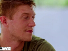 Aus dem arsch in den mund, Blasen, Braunhaarige, Frau frau mann, Klaffend, Lingerie, Zierlich, Titten