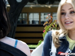 Ванна, Большой член, Блондинки, Грудастые, Колледж, Секс без цензуры, Крошечные, Тату