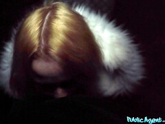 素人, アメリカ人, お尻, フェラチオ, ジーンズ, ピアス, 公共, ロシア人