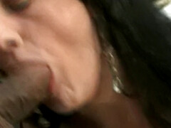 Anal, Cul, Sucer une bite, Jeans, Seins naturels, Transsexuelle, Nénés, Mouillée