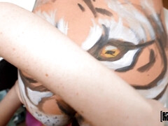 Cul, Grosse bite, Sucer une bite, Hard, Chatte, Adolescente, Plan cul à trois, Nénés