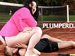 Mooie dikke vrouwen, Grote kont, Grote mammen, Dik, Dominante vrouw, Fetisj, Hd, Buiten