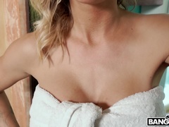 Blond, Pijpbeurt, Sperma shot, Hondjeshouding, Sperma in gezicht, Hardcore, Rijden, Geschoren
