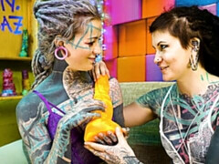 Анальный секс, Большая жопа, Большой член, Собачьи, Две девушки, Тощие, Тату, Молоденькие