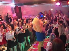 Блондинки, Минет, Европейки, Очки, Межрасовый секс, Белье, Пирсинг, Тату