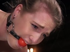 Садо мазо, Бондаж, Дилдо, Пальцем, Киски, Рабыни, Сквиртинг