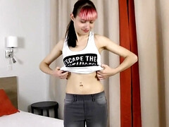 18 años, Orgasmo, Pequeña, Pelirrojo, Flaco, Solo, Adolescente, Tetas