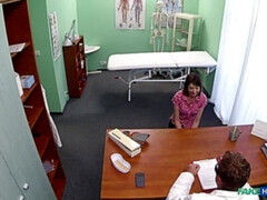 Leie, Arzt, Lesbisch, Lecken, Krankenschwester, Büro, Muschi, Spanner