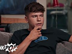 In den arsch, Blasen, Spermaladung, Füsse, Handjob, Hd, Muskel, Öffentlich