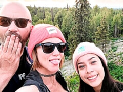 Доминирование, Ласковые ручки, Лизание, Трусики, Киски, Бритые, Молоденькие, Сиськи