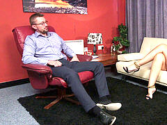 Британки, Руководство, Игрушки