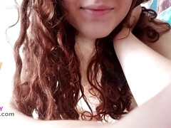 Brunette brune, Gode, Fait maison, Petite femme, Maigrichonne, Solo, Adolescente, Nénés