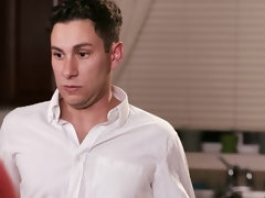 Gros seins, Sucer une bite, Brunette brune, Hard, Fille latino