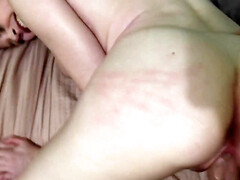 Slaapkamer, Grote mammen, Bruinharig, Schattig, Hondjeshouding, Reusachtig, Zoenen, Kut duiken