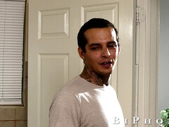 Grote lul, Biseksueel, Pijpbeurt, Bruinharig, Diep in de keel, Handbeurt, Man man vrouw, Trio