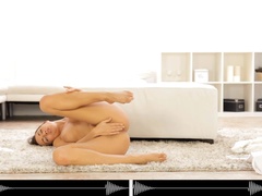 Blonde, Brunette brune, Branlette thaïlandaise, Léchez, Lingerie, Petite femme, Chatte, Se déshabiller