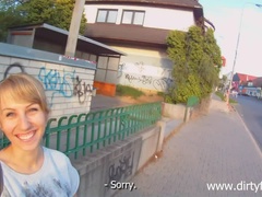 Blonde, Sucer une bite, Branlette thaïlandaise, De plein air, Pov, Public, Adolescente