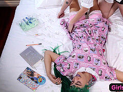 chicks Out West - super-naughty fur covered lesbian finger fucking n squirt