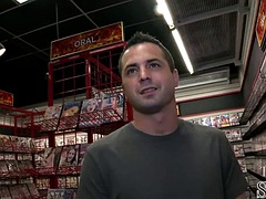 Gloryhole straight fooled by gay lips