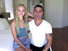 Cul, Blonde, Sucer une bite, En levrette, Branlette thaïlandaise, Chatte, Maigrichonne, Adolescente