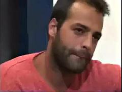 Beautiful and hot rabuda brunette moaning and cumming giving the pussy and cusinho very tasty for roger: Porn