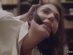 Anal, Gros cul, Sucer une bite, Brunette brune, Fétiche, Branlette thaïlandaise, Hard, Tatouage