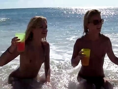 Amateur, Masturbation, Nue  à poil, Seins naturels, De plein air, Chatte, Adolescente, Nénés