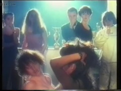 Gros seins, Sucer une bite, Club, Tir de sperme, Hd, Italienne, Nue, Rétro ancien
