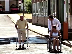 Omie, Harig, Rijpe lesbienne