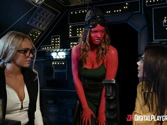 Sucer une bite, Queue, Lunettes, Léchez, Piercing, Chatte, Cheveux courts, Maigrichonne